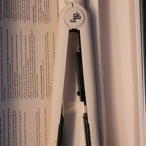 L'ange Aplatir straightener